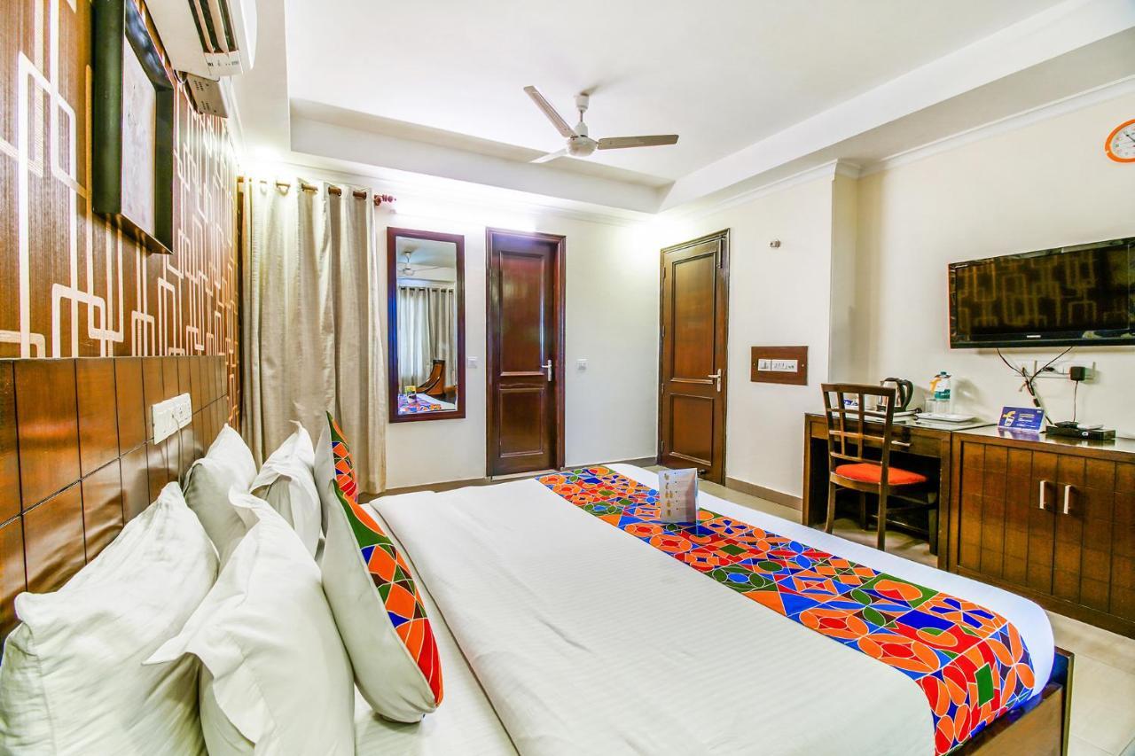 Fabhotel Signature Plaza New Delhi Luaran gambar