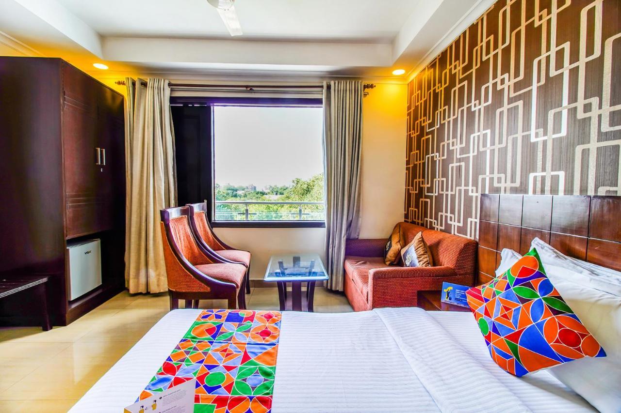 Fabhotel Signature Plaza New Delhi Luaran gambar